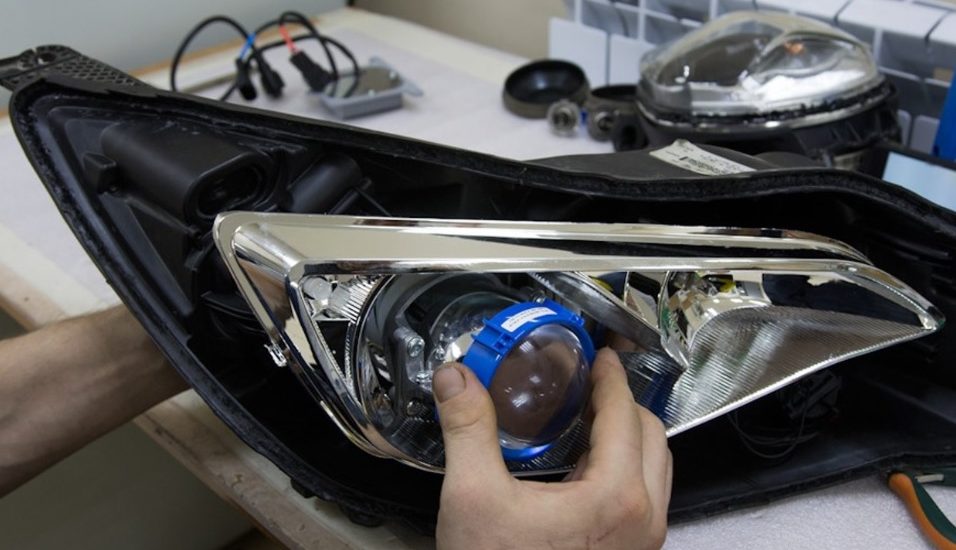 ремонт фар дніпро, перепаковка фар дніпро, встановлення bi-led лінз дніпро, ксенон дніпро, заміна скла фари, полірування фар, стайлінг фар, бронеплівка фари, захист фар плівкою, tuning фари дніпро, led фари, герметизація фар, morimoto, koito, osram, philips, depо, tyc