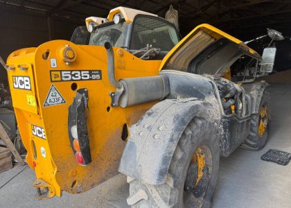 P0400 JCB, помилка P0400 JCB, JCB P0400, EGR JCB, клапан EGR JCB, ремонт EGR JCB, діагностика JCB, JCB аварійний режим, ремонт спецтехніки JCB, JCB JS220LC P0400, JCB 3CX P0400, JCB 535-95 P0400, відключення EGR JCB, сервіс JCB Україна, комп'ютерна діагностика JCB